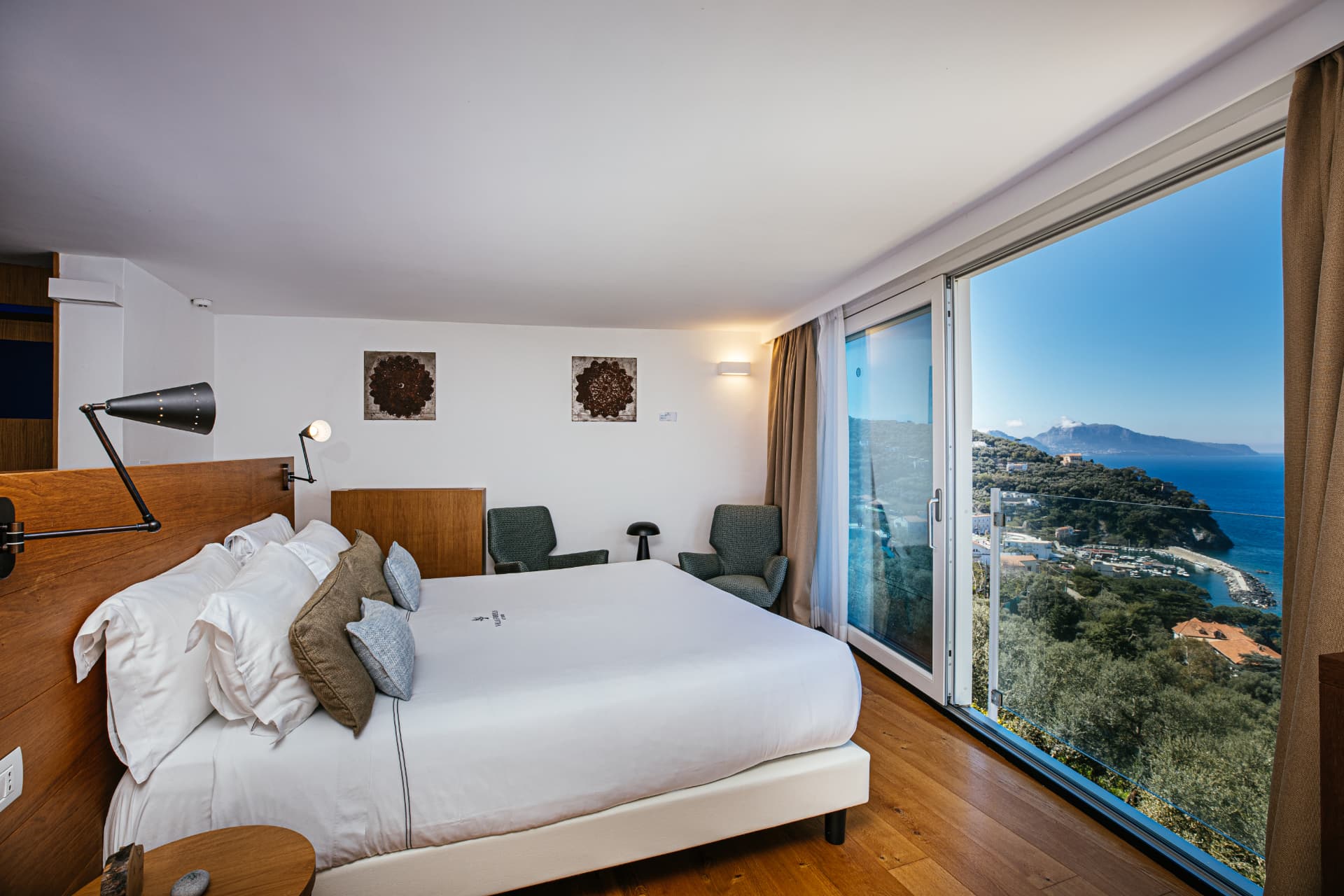 Guest room at Villa Fiorella with a sea view over Massa Lubrense